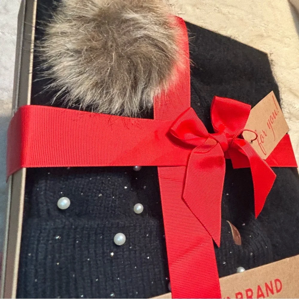 NEW Lucky Brand SET Black Scarf + Beanie Hat Tan Pom Pearls Sparkles Cozy Gift